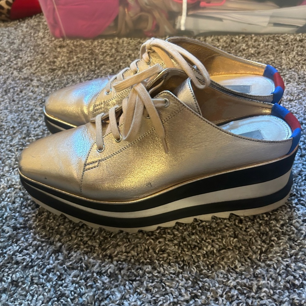 Metallic Platform Lace-Up Sneakers - Gold